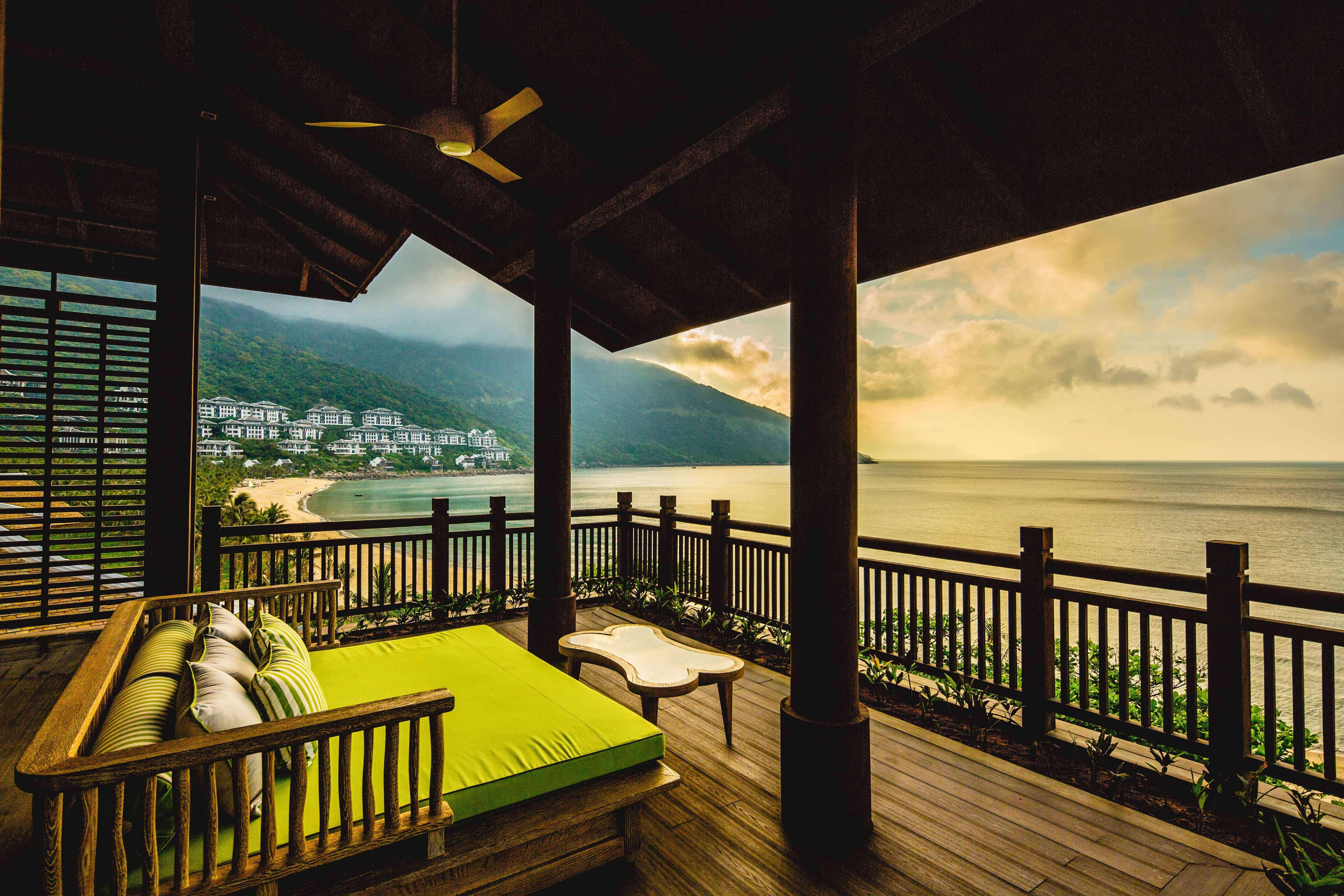 Intercontinental Danang Sun Peninsula Resort By Ihg Екстериор снимка